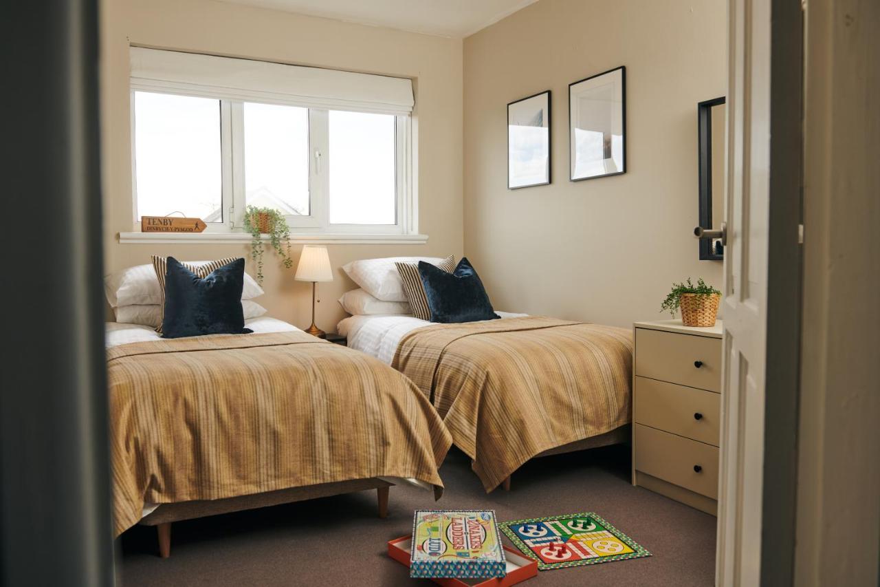 Ser Ar Y Bryn- Lovely Family Home With Garden, Walk To The Village And Beach サンダースフット エクステリア 写真